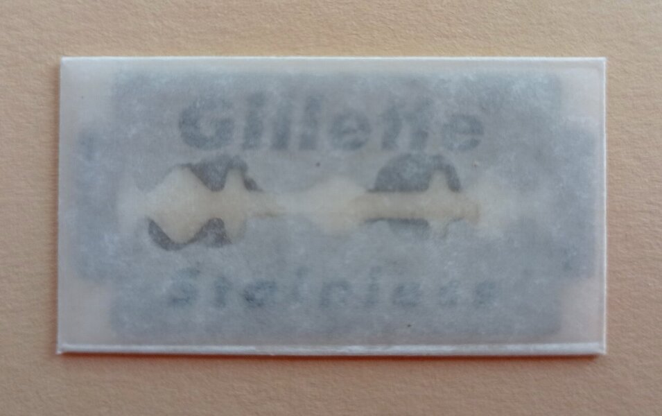 Gillette_Stainless_3.jpg
