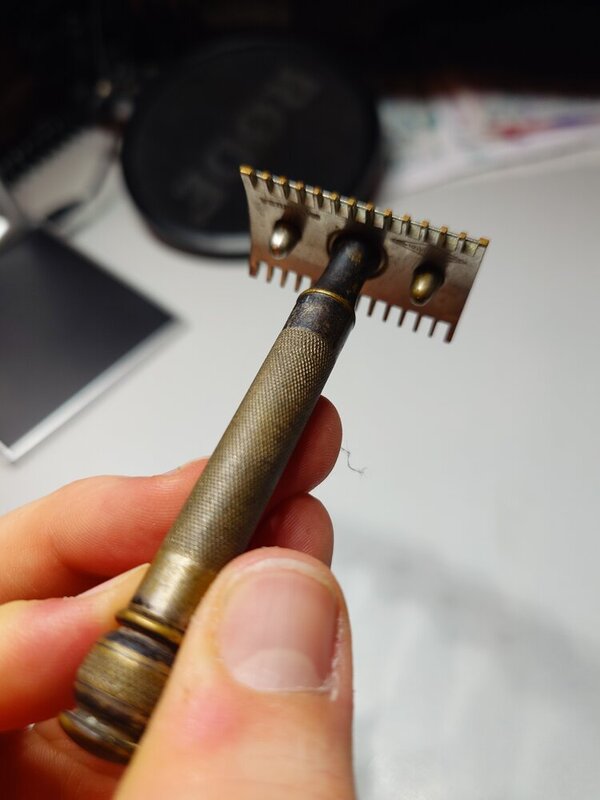 20251201_140409.JPG 20251201_140409.JPG