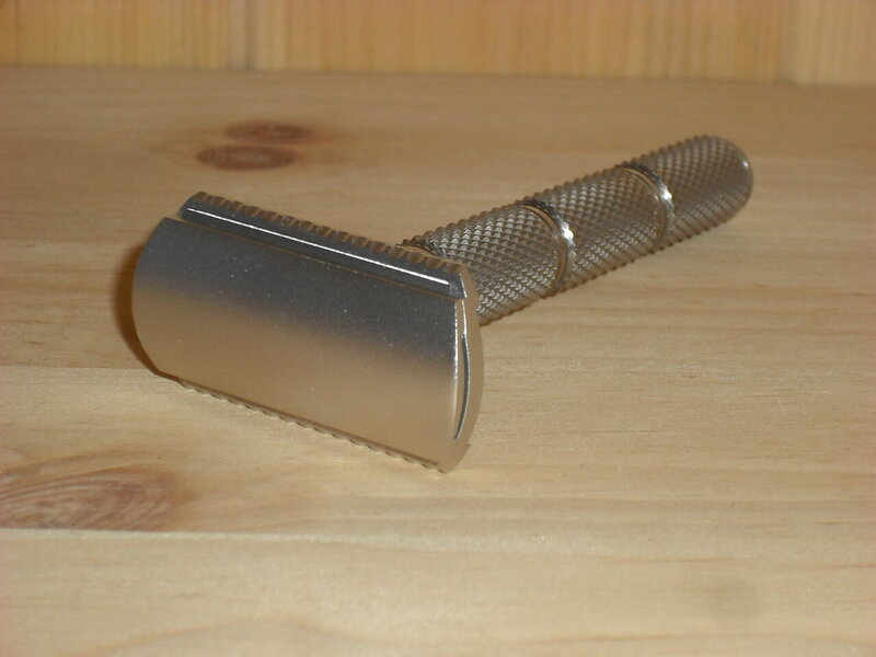 Lupo Aluminium mit RR Super Knurl-Griff.JPG