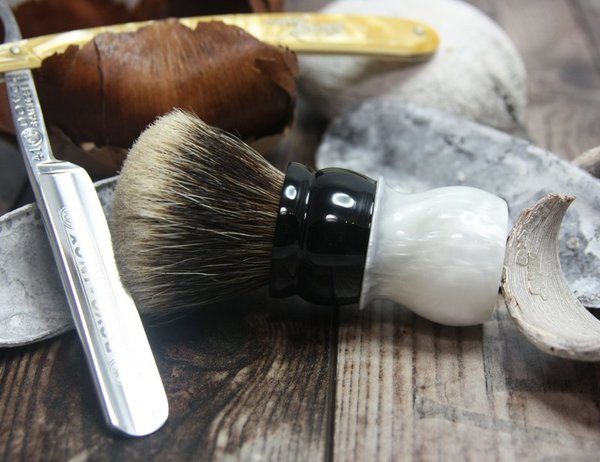 Barbershop Tulip Black & White Pearl3.jpg