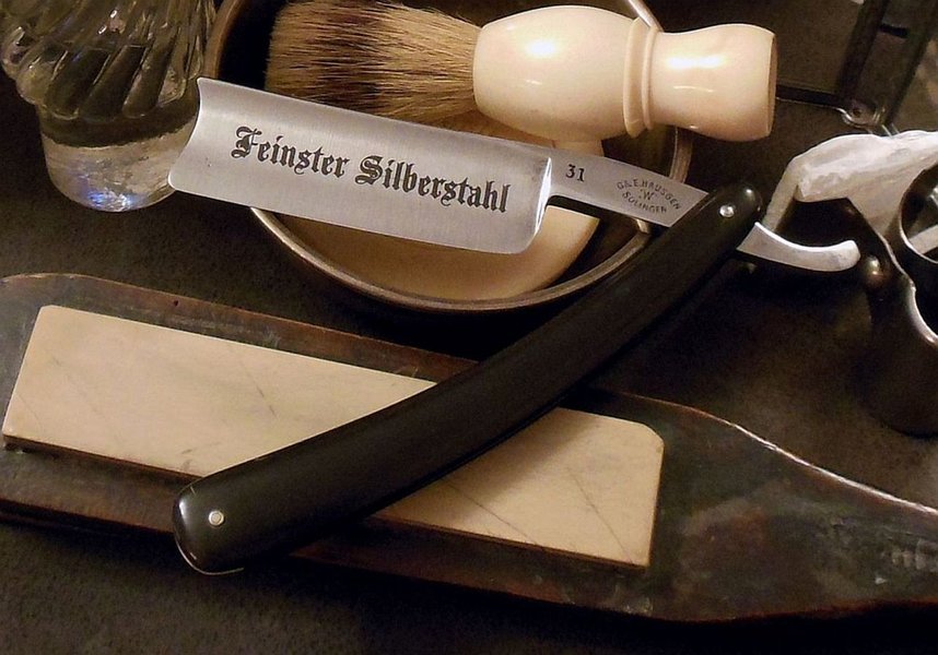 Häusgen,G.&E. W.Solingen #31 Spanisch 9-8 Feister Silber Stahl Bak sw AgincourtStd a.jpg