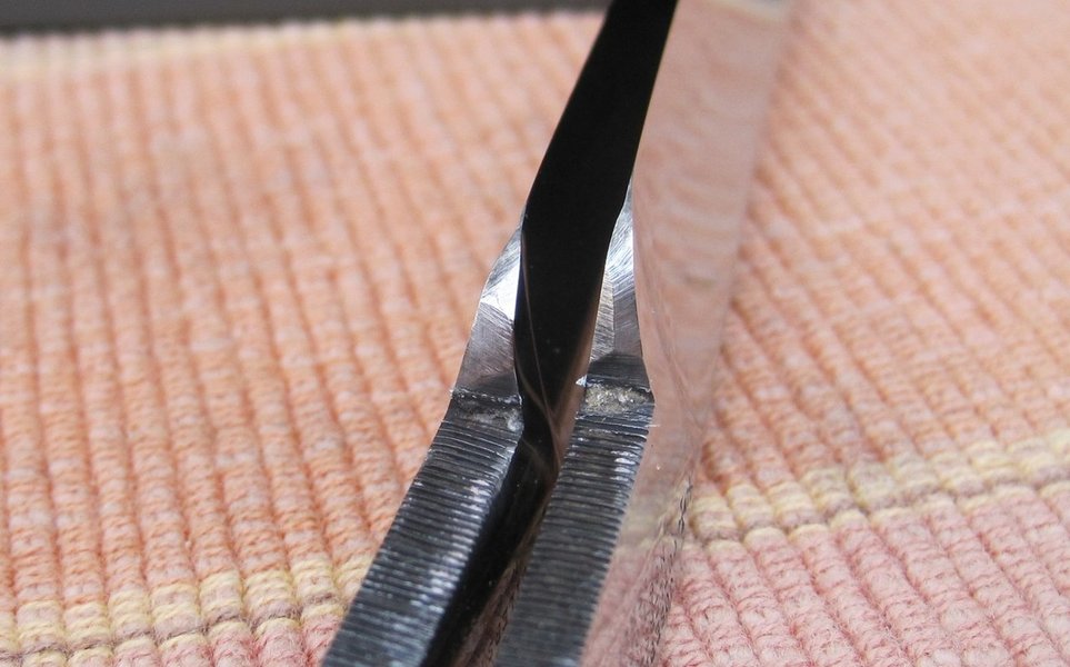 R12.jpg