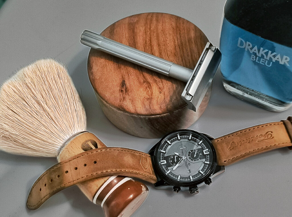 51067860yw.jpg