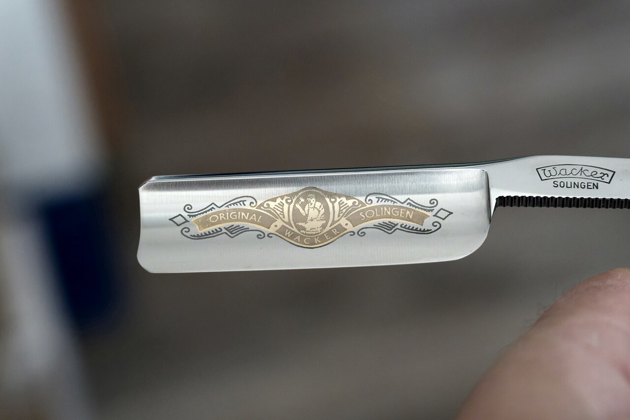 49987193hx.jpg