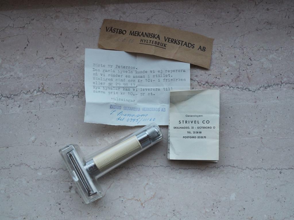 33919447ai.jpg