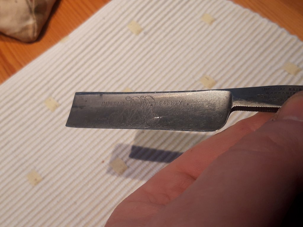 42827386an.jpg